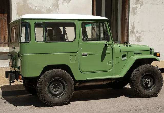 4x4-truck-640x480-72198632.jpeg
