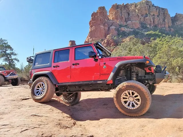 4x4-truck-640x480-39288821.jpeg