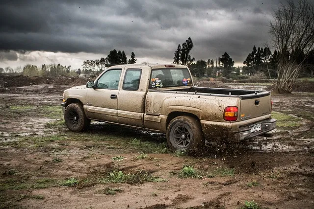 4x4-truck-640x480-38492392.jpeg