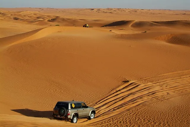 4x4-truck-640x480-62830680.jpeg